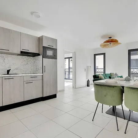 Elegant Appt - 2bdr 6p - Near Paris & La Defense Apartamento