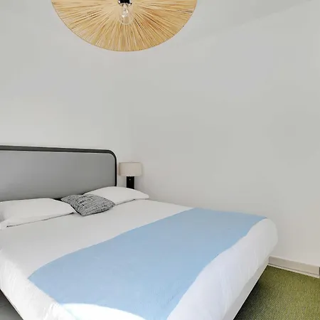 Elegant Appt - 2bdr 6p - Near Paris & La Defense Apartamento Suresnes