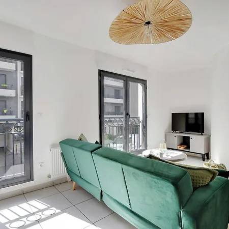 Apartmán Elegant Appt - 2bdr 6p - Near Paris & La Defense Suresnes